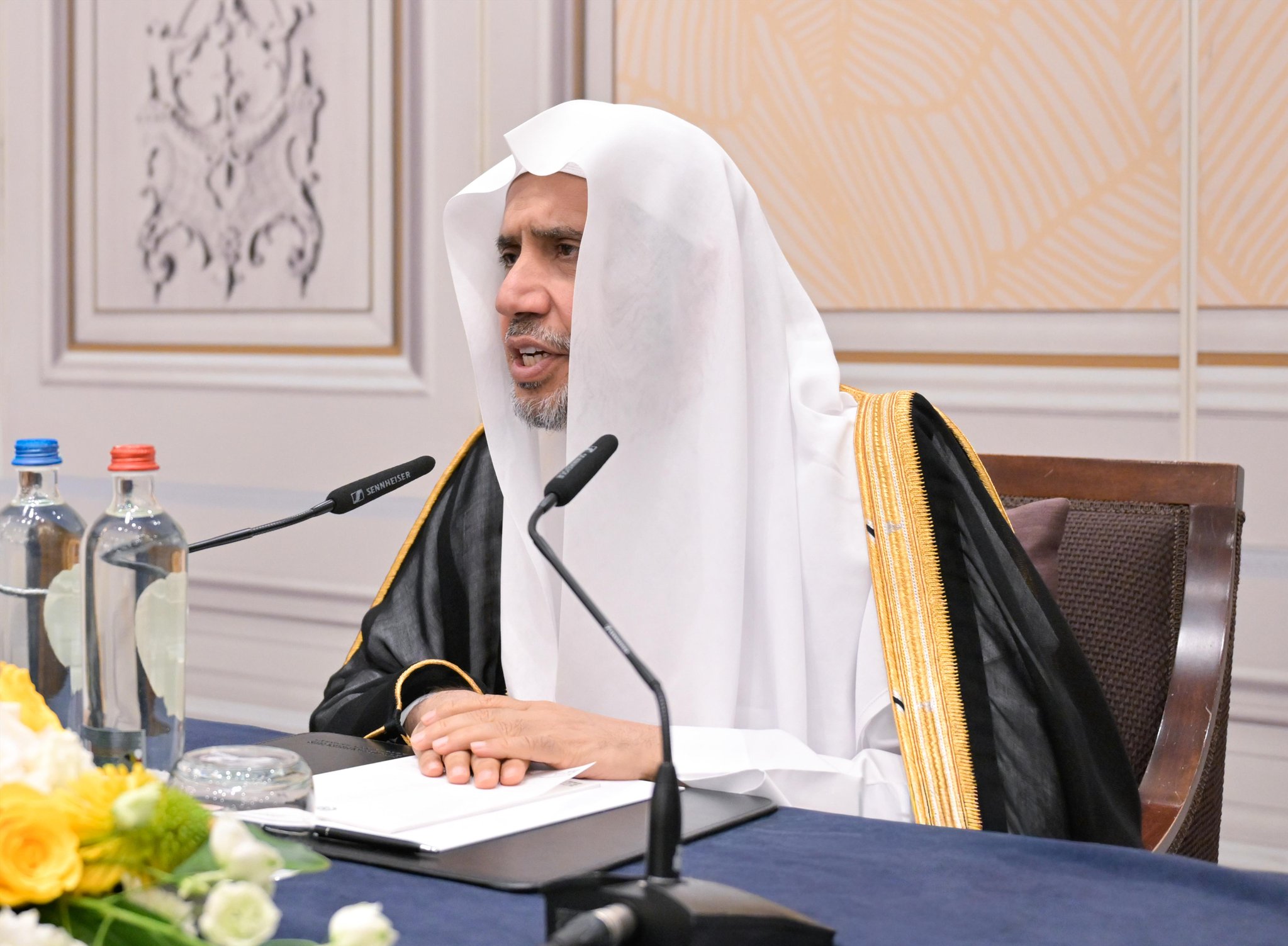 التقى معالي الأمين العام، رئيسُ هيئة علماء المسلمين، فضيلةُ الشيخ د. ⁧‫محمد العيسى‬⁩ ‬⁩، في العاصمة البلجيكية "بروكسل"، قياداتِ المُكَوِّن الإسلامي في بلجيكا، وعددًا من فعالياتِه المُجتمعية