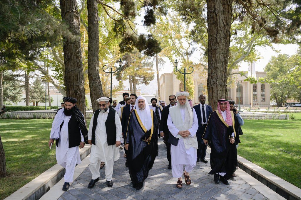 به افتخار نخستین سفر رسمی «سازمان همبستگی جهان اسلام» به کابل  معاون نخست‌وزیر افغانستان به افتخار دبیرکل سازمان همبستگی جهان اسلام، ضیافت ناهار برگزار کرد
