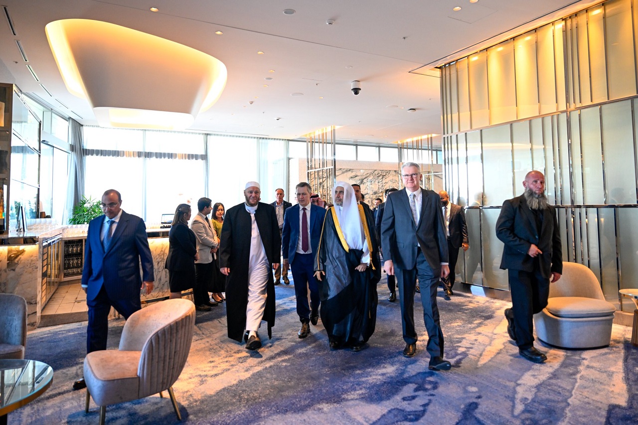 احتفاءً بزيارة معالي الأمين العام، رئيسِ هيئة علماء المسلمين، فضيلةِ الشيخ د.⁧‫محمد العيسى‬⁩ ‬⁩، أقام مجلسُ الأئمة الفيدراليّ الأسترالي مأدبةَ غداءٍ