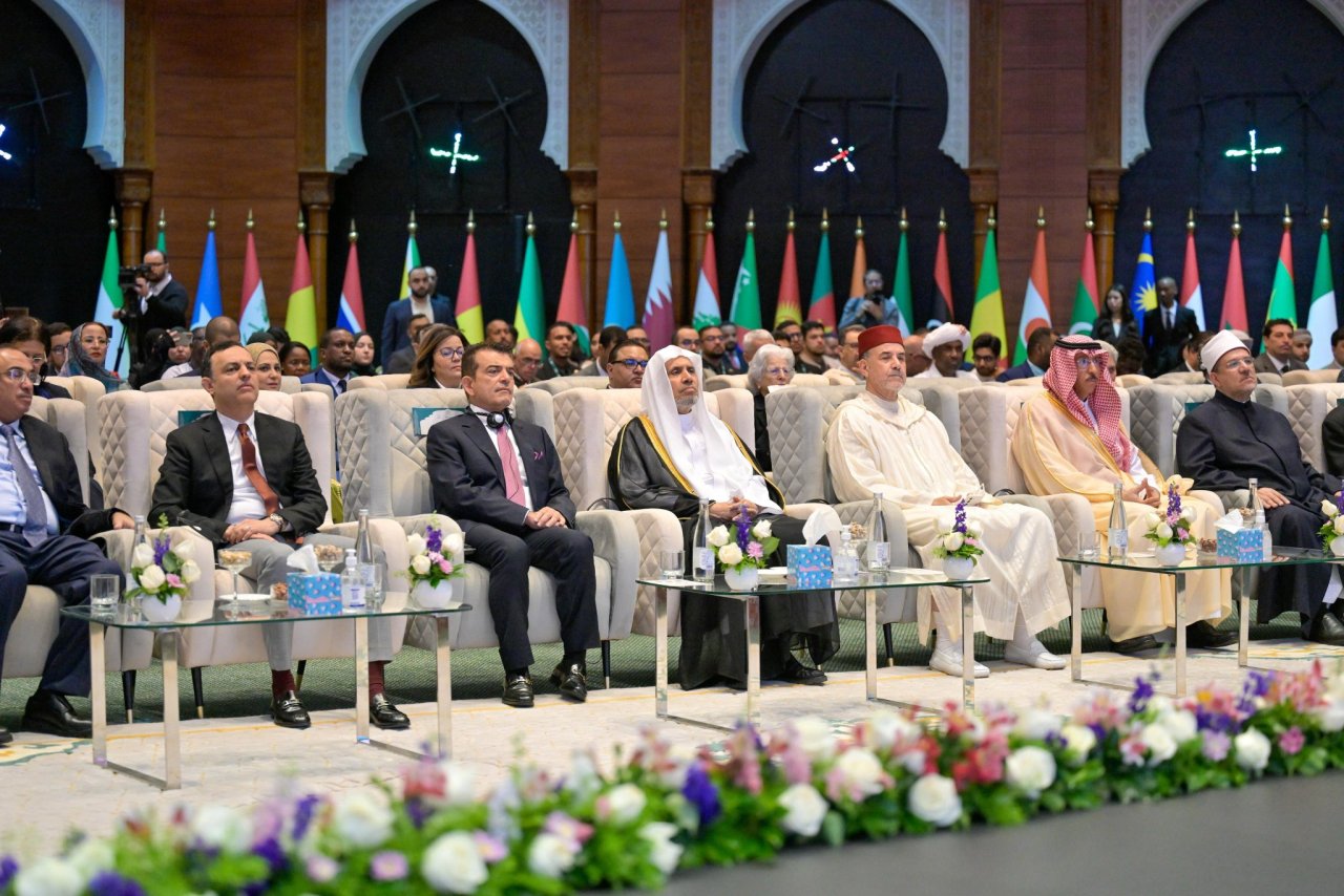 الأمينُ العام لرابطة العالم الإسلامي يشهدُ احتفاليةَ بلوغ عشرةِ ملايين زائرٍ في فرع متحف السيرة النبوية بالرباط