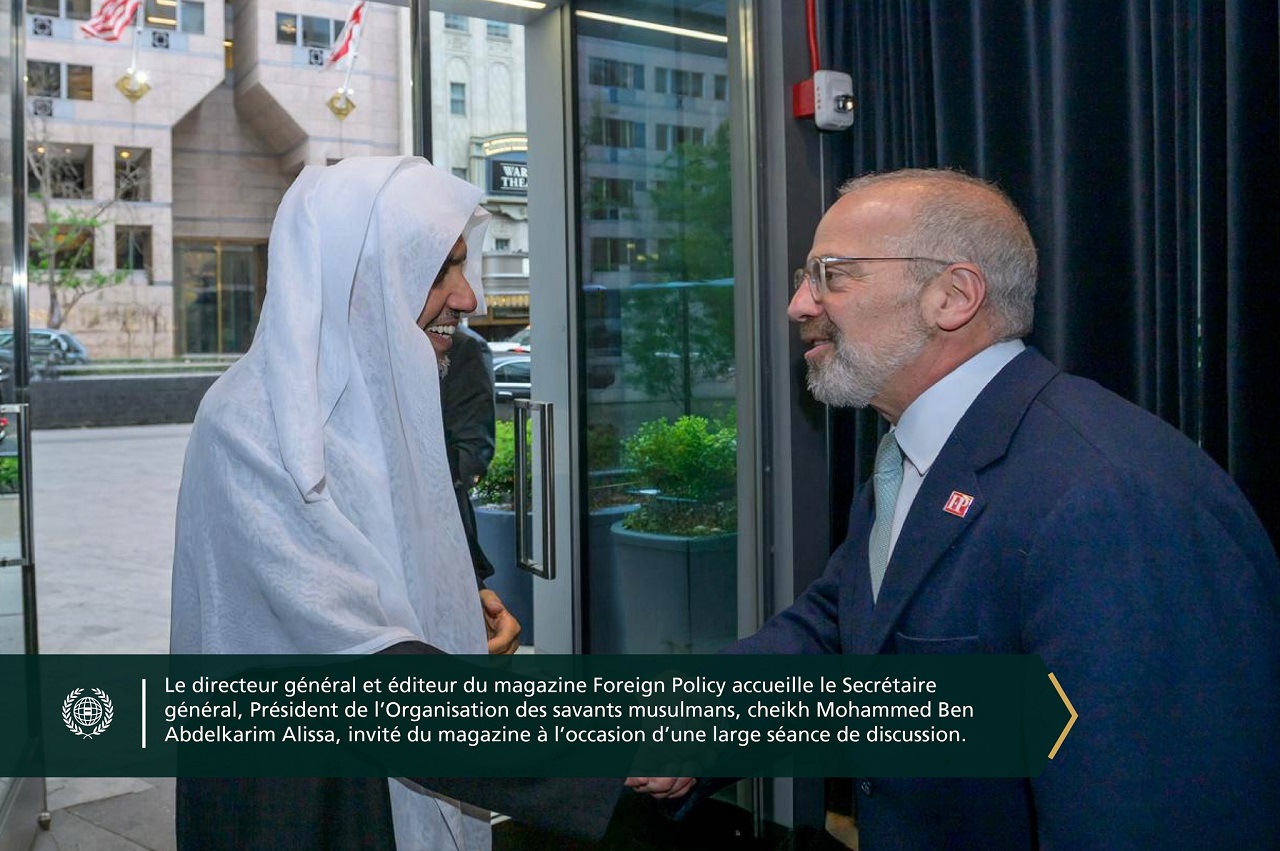 Le magazine Foreign Policy a organisé une table ronde suivie d’un dîner en l’honneur du Secrétaire général, cheikh Mohammed Al-Issa , en présence de personnalités religieuses, intellectuelles, médiatiques et politiques