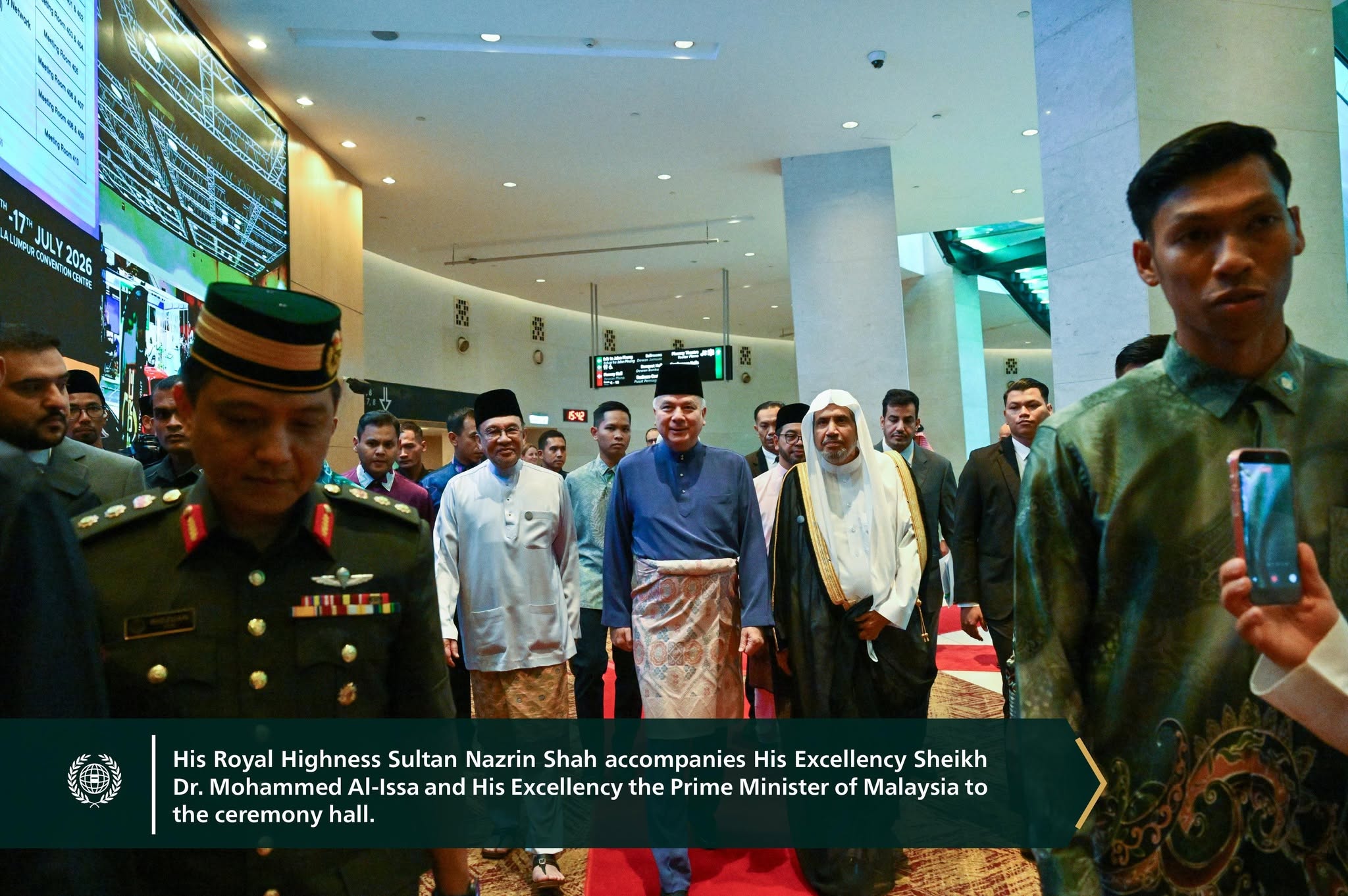 Kuala Lumpur, Malaysia: His Excellency Sheikh Dr. Mohammed Al-Issa, delivered the opening address at the Third International Summit of Religious Leaders, hosted by His Royal Highness Sultan Nazrin Muizzuddin Shah & the PM, Mr. Anwar Ibrahim 