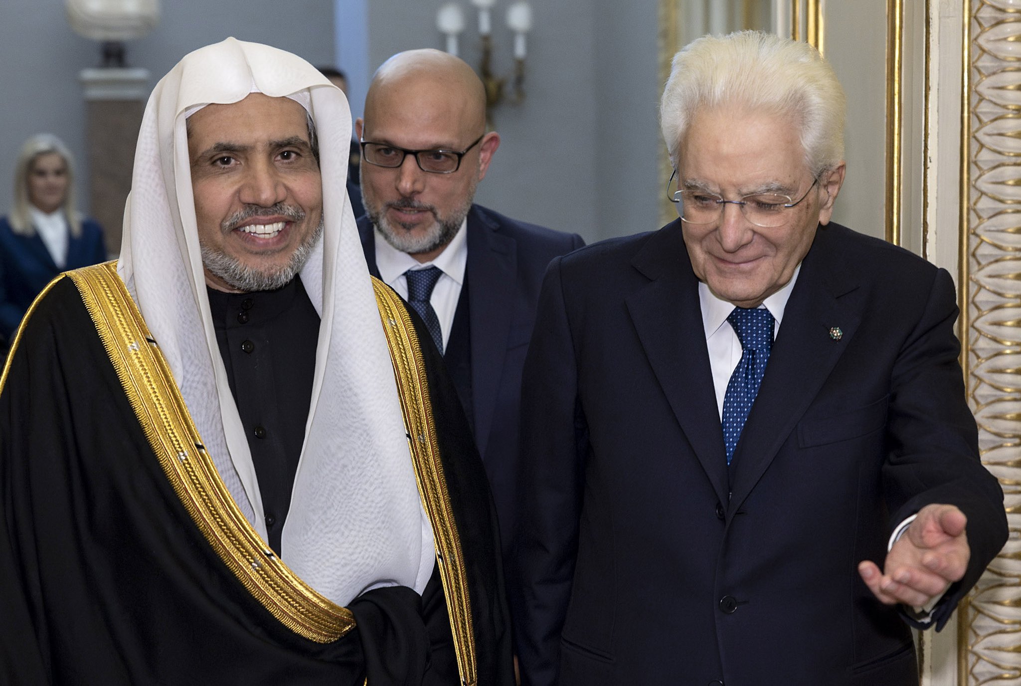 El Presidente de la República Italiana, el Sr. Sergio Mattarella, recibió anoche en el palacio presidencial de Roma al Secretario General de la Liga del Mundo Islámico, Presidente de la Comisión de Ulemas, el Sheij Mohammed Al-Issa.