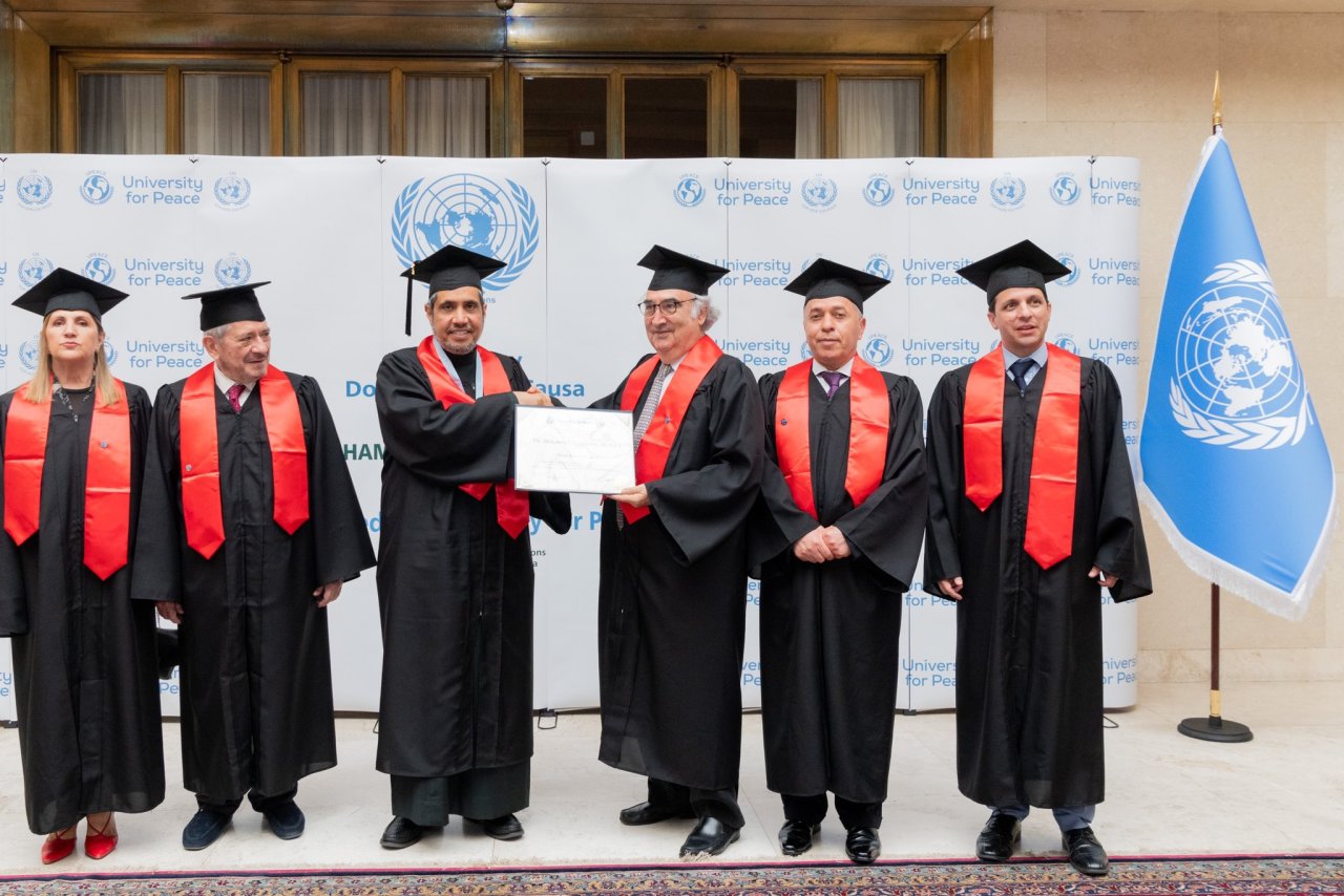 L’Organisation des Nations Unies, par l’intermédiaire de son Université pour la paix, décerne un doctorat honoris causa à Son Excellence Cheikh Dr Mohammad Al-Issa