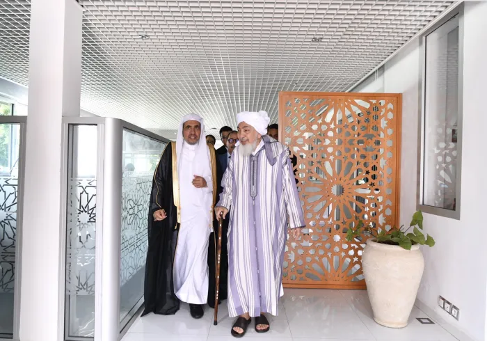 معالي أمين عام ⁧رابطة العالم الإسلامي⁩ يزور مكتب ⁧منتدى تعزيز السلم⁩ في ⁧الرباط⁩ ويشيد بجهوده في نشر السلم 