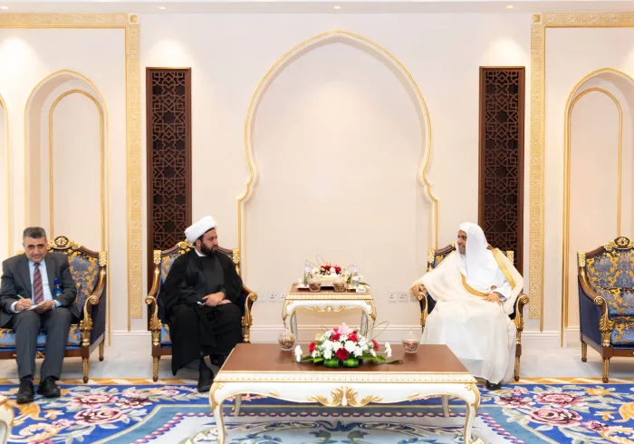 Au siège de la LIM à La Mecque, Mohammad Alissa a reçu le Ministre irakien du Hajj, cheikh Sami Omran Musa Al-Masoudi pour discuter des perspectives de coopération