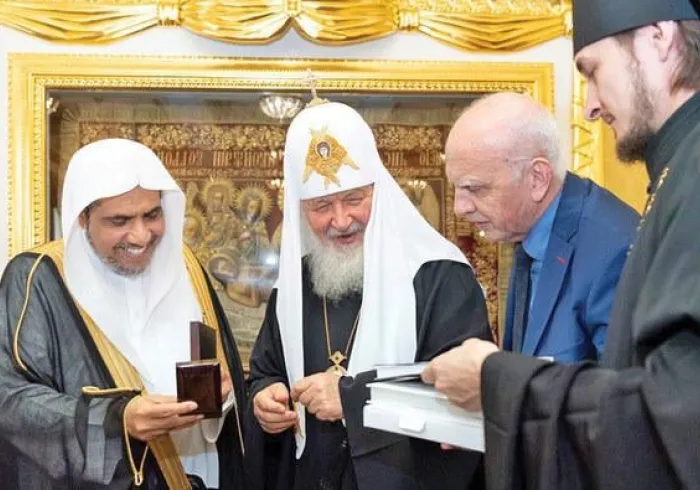 « Nos échanges interreligieux ont pour objectif d’établir des partenariats solides et durables entre nos institutions afin de contribuer à la paix et à la solidarité entre tous les êtres humains. » Mohammad Alissa