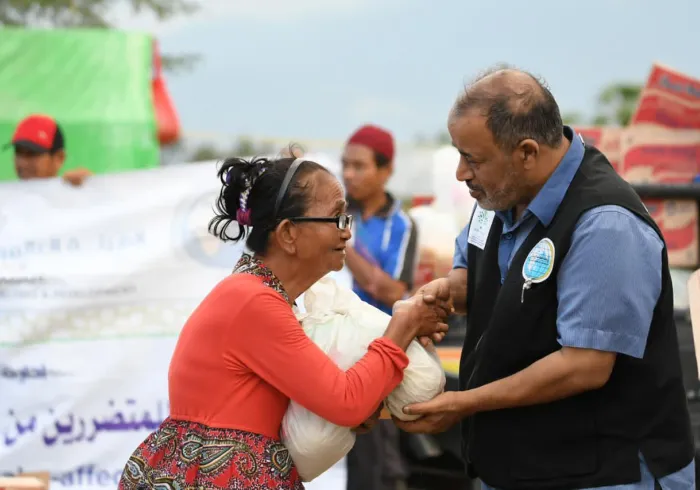 Alors que la pandémie du COVID-19 perdure, des volontaires du monde entier apportent un soutien médical et social. Merci aux bénévoles de la LIM qui fournissent une aide humanitaire aux populations dans le besoin.
