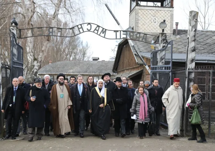 Aujourd’hui est la Journée internationale dédiée à la mémoire des victimes de l’Holocauste. L’année dernière, Mohammad Alissa a conduit une délégation de dirigeants musulmans à Auschwitz pour s’opposer à l’antisémitisme et dire «plus jamais ça». Holocaust Remembrance Day