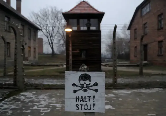 why-muslims-around-world-should-remember-holocaust