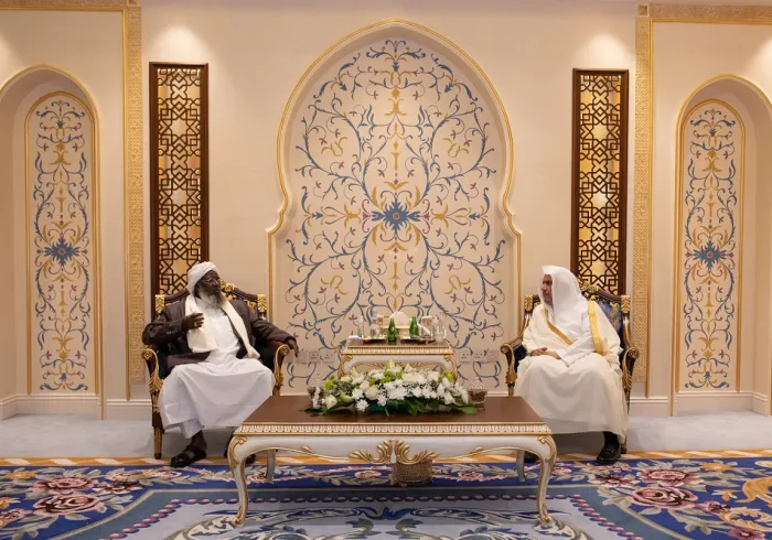 Le Secrétaire Général, Président de l'Organisation des savants musulmans cheikh Mohammad Alissa, a reçu au siège de la LIM, cheikh Haji Ibrahim Tahfa, Président du Conseil Suprême des affaires