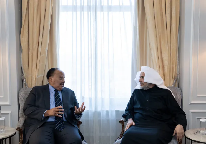 جناب دبیر کل، و رئیس انجمن علمای مسلمان، آقای دکتر شیخ محمد العیسی در محل اقامت خود در نیویورک، از آقای مارتین لوتر کینگ سوم، فرزند رهبر حقوق مدنی آمریکا در راستای مقابله با تبعیض نژادی استقبال نمود