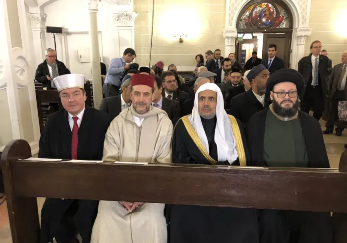 HE Dr. Mohammad Alissa and other Muslim dignitaries attend Kabbalat Shabbat service at Nożyk Synagogue in Warsaw, Poland this afternoon