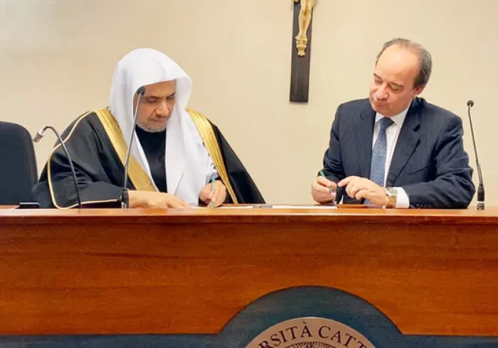 The MWL signed a partnership agreement with Unicatt intending to develop and improve Arabic-language programs and Arab and Islamic cultural research activities at the university