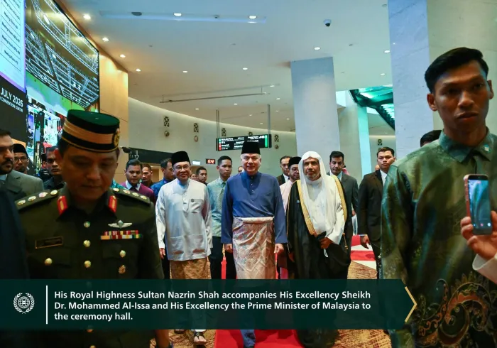 Kuala Lumpur, Malaysia: His Excellency Sheikh Dr. Mohammed Al-Issa, delivered the opening address at the Third International Summit of Religious Leaders, hosted by His Royal Highness Sultan Nazrin Muizzuddin Shah & the PM, Mr. Anwar Ibrahim 