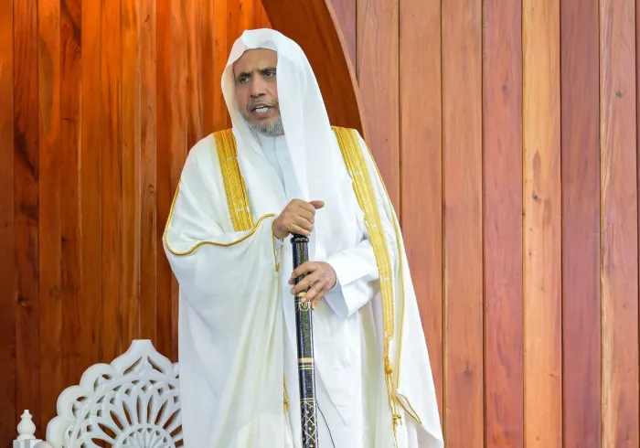 اليوم مِن على مِنبَر جامِع الرحمن في "أوكلاند".. وبعد افتتاحه الرسمي: ‏ألقى معالي الأمين العام، رئيسُ هيئة علماء المسلمين، فضيلةُ الشيخ د.⁧‫محمد العيسى‬⁩ ‬⁩، خطبةَ الجُمعة