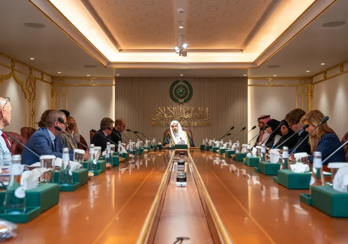 جناب دبیر کل، آقای دکتر‌شیخ محمد العيسى  امروز در دفتر خود در ریاض با یک هیئت عالی رتبه هلندی دیدار نمود