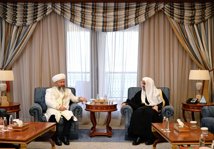 استقبل معالي الأمين العام، رئيس هيئة علماء المسلمين، فضيلة الشيخ د.⁧‫محمد العيسى‬⁩ ‬⁩ في جدة، سماحةَ المفتي العام لجمهورية كازاخستان، كبير الأئمة، الشيخ نوريزباي حاج تاغانولي