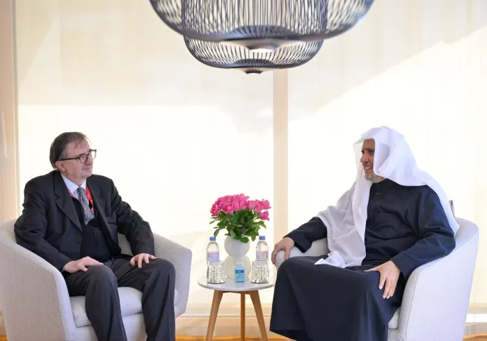 التقى معالي الأمين العام، رئيس هيئة علماء المسلمين، فضيلة الشيخ د.⁧‫محمد العيسى‬⁩ ⁦‪‬⁩، في مقر إقامته سعادةَ السيد فولفغانغ أماديوس برولهارت