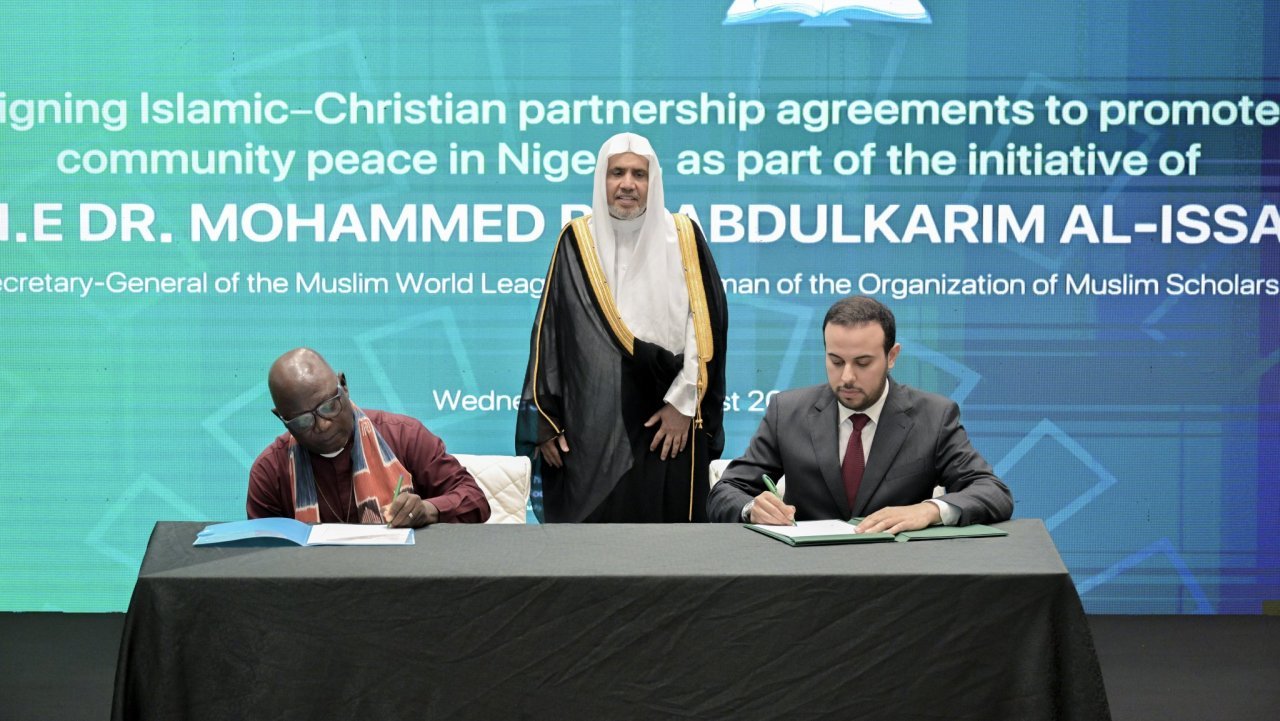 Les accords islamo-chrétiens signés dans le cadre de l’initiative de la Ligue islamique mondiale pour la paix sociale en Afrique de l’Ouest ouvrent une nouvelle page de partenariat entre les principales instances dirigeantes et organisations