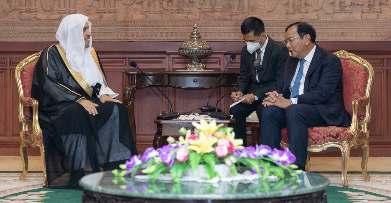 Cambodia’s Deputy Prime Minister and Minister of Foreign Affairs and International Cooperation Prak Sokhonn thanked HE Dr. Alissa for the MWL's efforts around the world