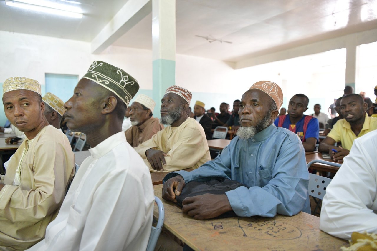 the Muslim World League supports 68 colleges, schools, and institutions around the world to serve the Holy Quran and to provide quality education to needy communities