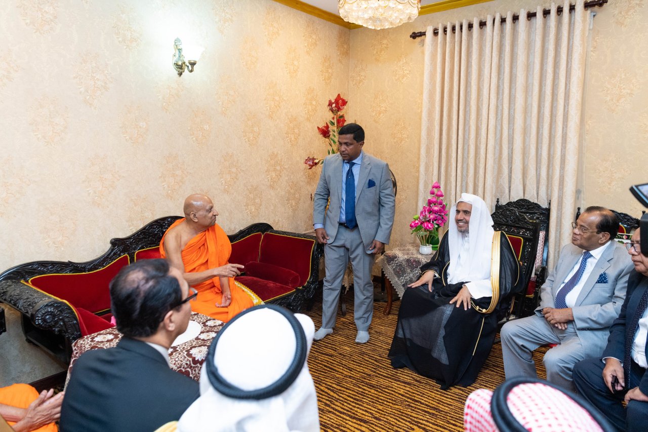 While in Sri Lanka, HE Dr. Mohammad Alissa exchanged ideas on how to bolster interfaith cooperation.