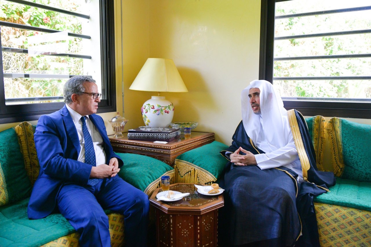 وزير العدل والحريات السيد محمد أوجار مع معالي الأمين العام للرابطة الشيخ د. محمد العيسى