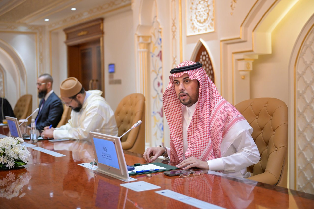 د.العيسى يُدشّن الخطة الاستراتيجية "المطورة" والحوكمة "المُحَدَّثة" لرابطة العالم الإسلامي