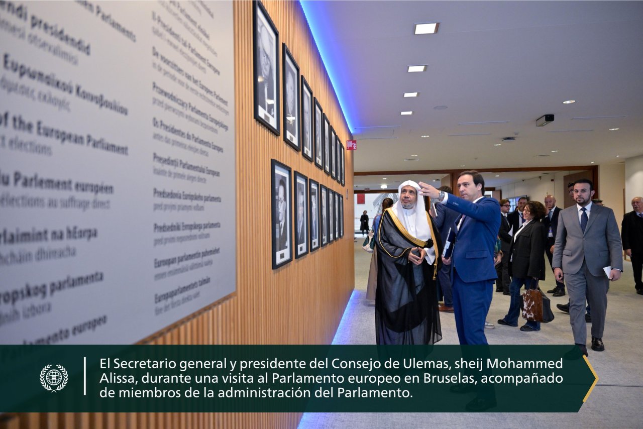 Anoche, el Secretario general, sheij Dr. Mohammed Al-Issa , se reunió en Bruselas con representantes del Parlamento Europeo y sus colaboradores