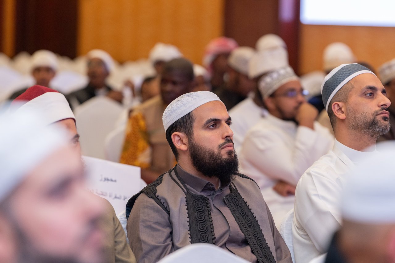 في أكبر احتفاليةٍ قرآنيةٍ تشهدُها أفريقيا، وبمشاركةٍ واسعةٍ من حفَظة القرآن الكريم المُجازين بالقراءات العشر حول العالم، وحضور علماء أفريقيا