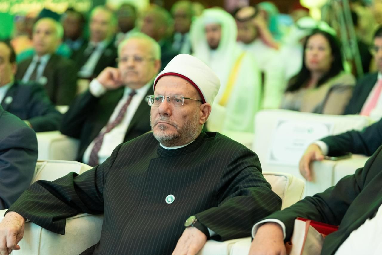 "وثيقة الإيمان في عالَم متغير".. إعلان عالمي يؤكد مركزية الدين في قيام الحضارات وازدهارها وأثره في صياغة أفكار المجتمعات وتقويمها