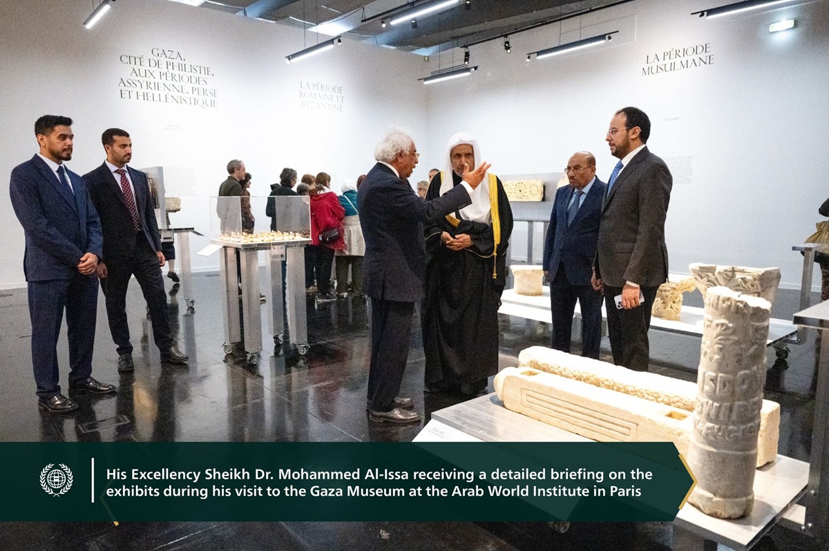 H.E. toured the first-of-its-kind Gaza Strip museum